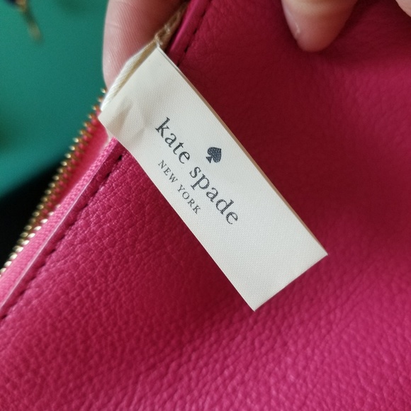 Kate Spade wristlet - Picture 3 of 6